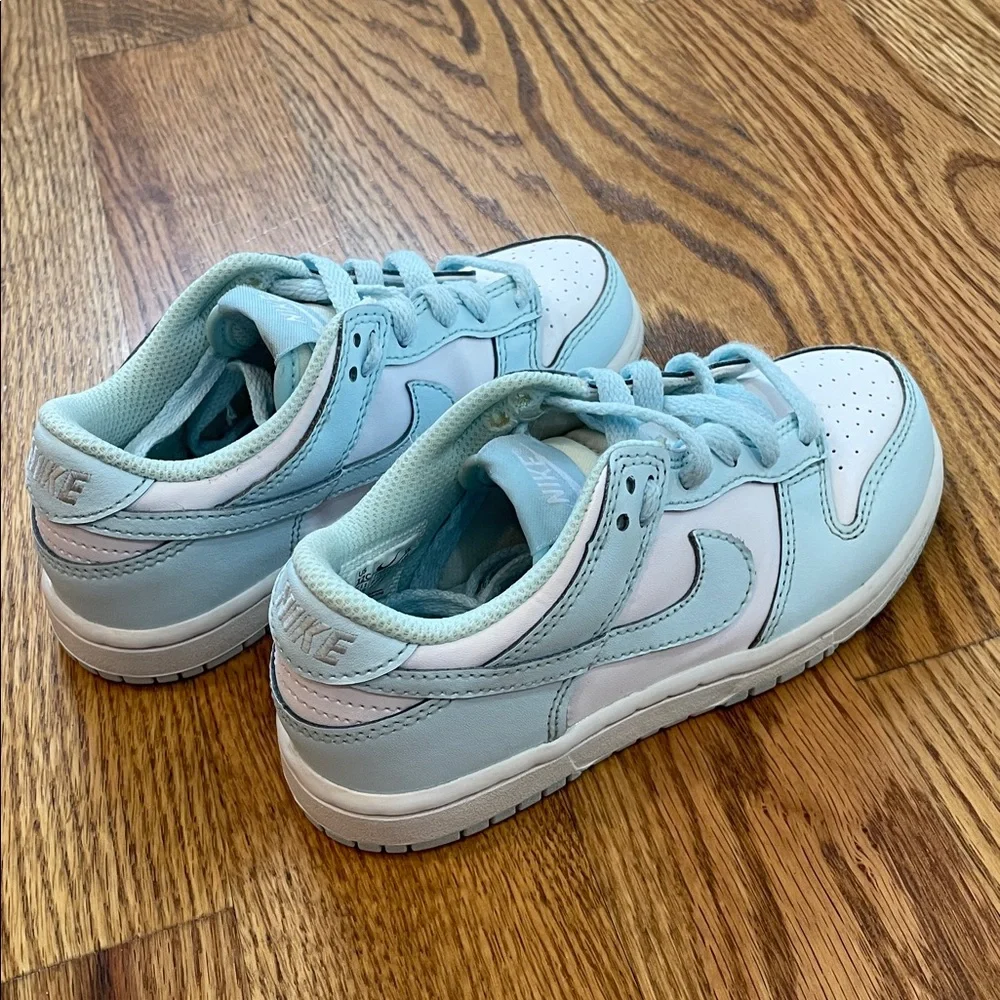 Kid’s Nike Dunk Low White/Glacier Blue Sneakers/Shoes. Size 12C.